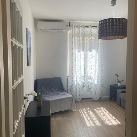 Orizzonte - 5 Terre, Via Fratelli Rosselli 11, Centro Storico-Stazione Centrale Con 2 Camere Da Letto ลาสเปเซีย ภายนอก รูปภาพ